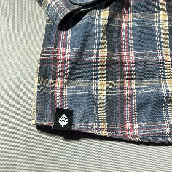 Great Lakes Brewery Flannel size XL - Picture 3 of 9